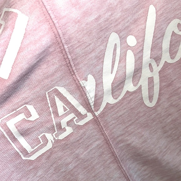 LUCKY🍀BRAND Pink TOP Women’s Medium “LUCKY CALIFORNIA” Lightweight Sweatshirt💗 - Picture 6 of 9